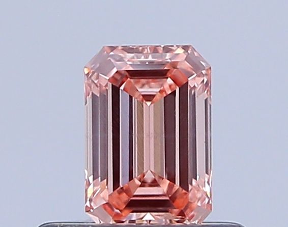 Emerald 0.37 Pink VS1 VG